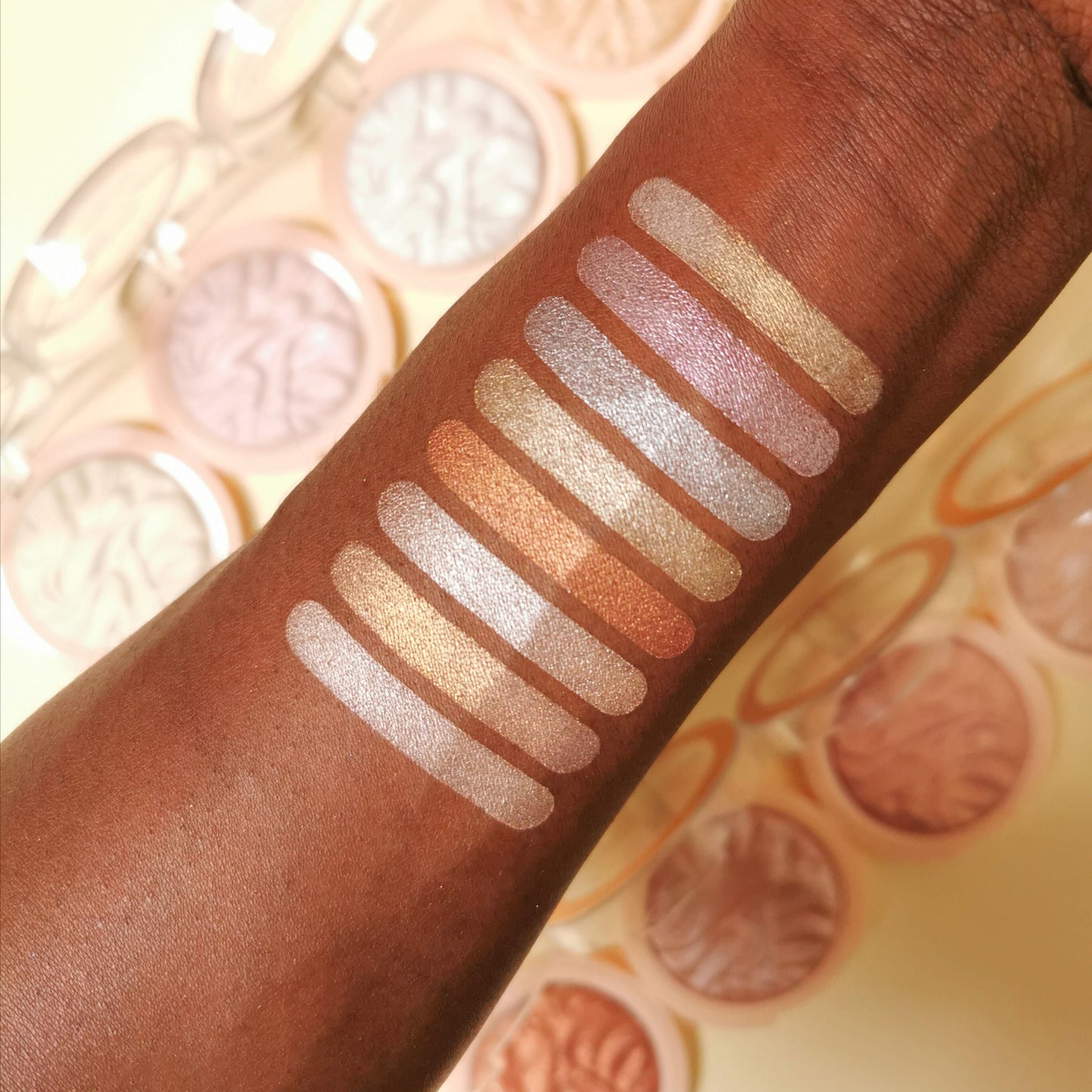 Makeup Revolution Reloaded Highlighter Make An Impact